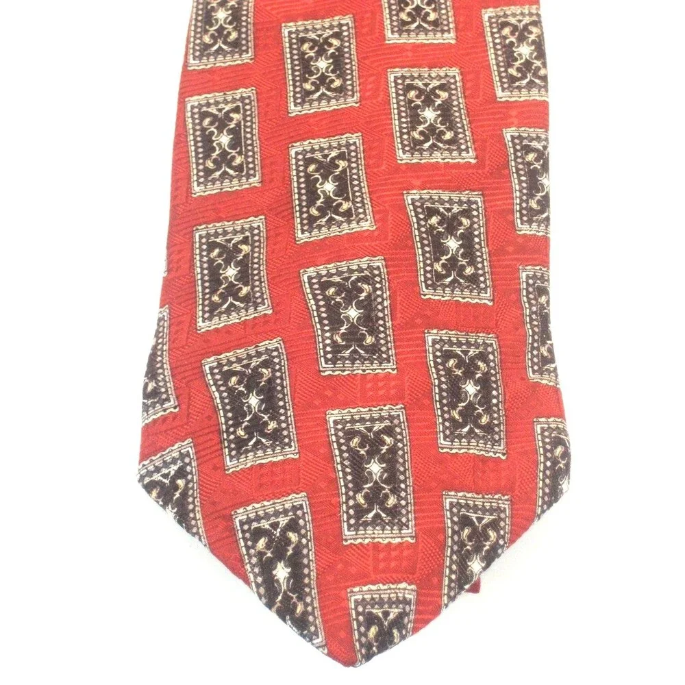 Mark Mathieu 100% Silk Geometric Design Necktie